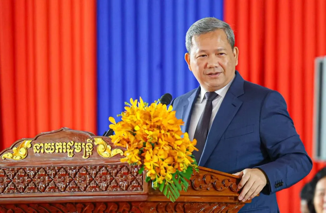 រដ្ឋាភិបាលអះអាងមិនកាត់ថវិកាអប់រំ និងសុខាភិបាល ដើម្បីវិស័យការពារជាតិ ខណៈអ្នកជំនាញចាត់ទុកជាទិសដៅត្រឹមត្រូវសម្រាប់អភិវឌ្ឍប្រទេស