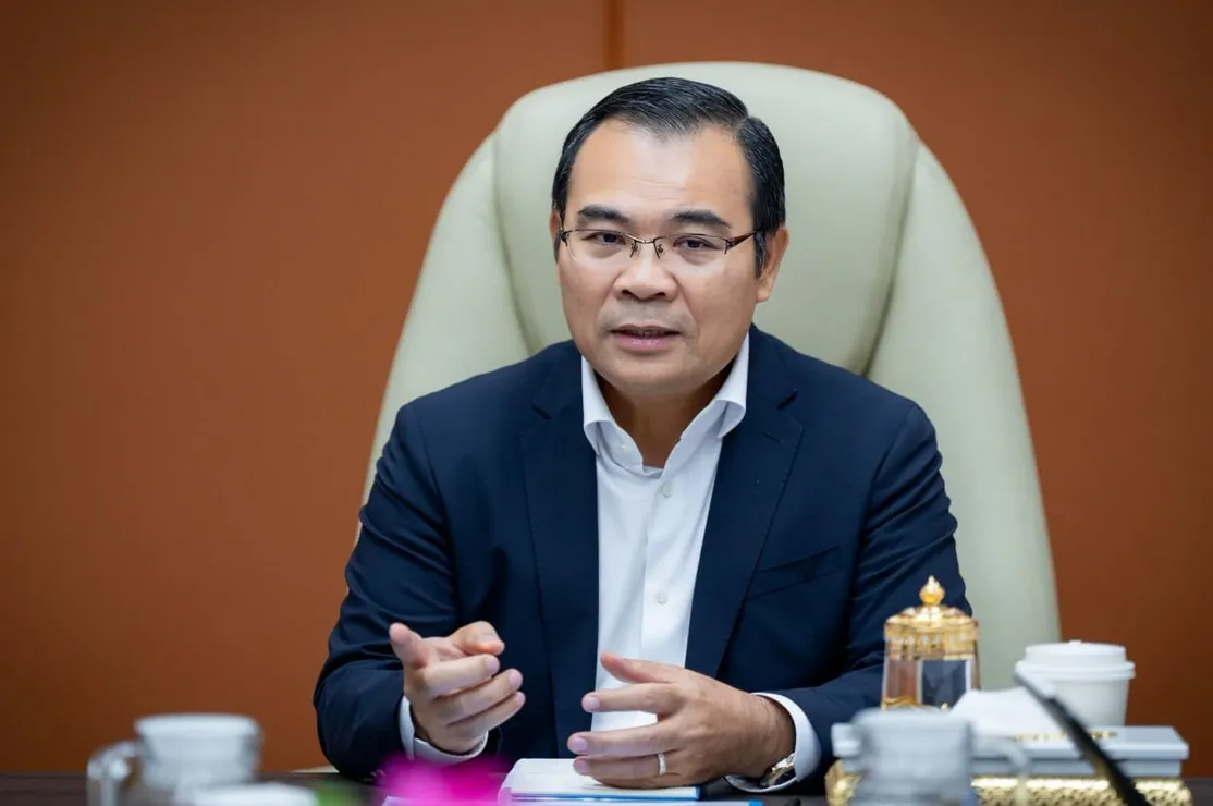 រាជរដ្ឋាភិបាលរៀ...