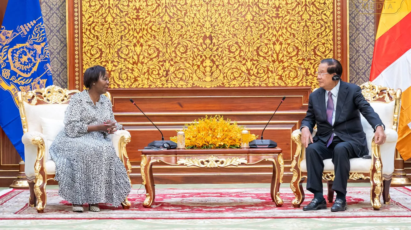 សម្តេចតេជោធានាស...