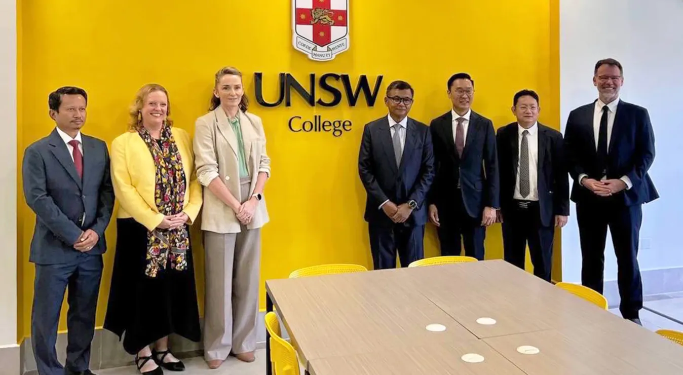 រដ្ឋមន្រ្តីអប់រំ ៖ កម្មវិធីសិក្សា​ត្រៀម​ចូល​សាកលវិទ្យាល័យ​នៅក្រៅប្រទេស នឹងជួយ​សិស្សកម្ពុជាត្រៀម​ខ្លួនសម្រាប់​វិធីសាស្រ្ត​សិក្សា​បែបថ្មី