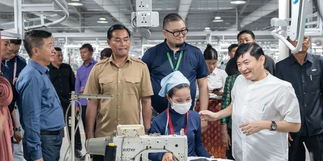 យុវជនជិត ១៧ម៉ឺននាក់ បាន និងកំពុងទទួលយកកិច្ចអភិវឌ្ឍពីកម្មវិធីបណ្តុះបណ្តាលជំនាញ និងបច្ចេកទេសរបស់រដ្ឋាភិបាល - AMS Article Thumbnail