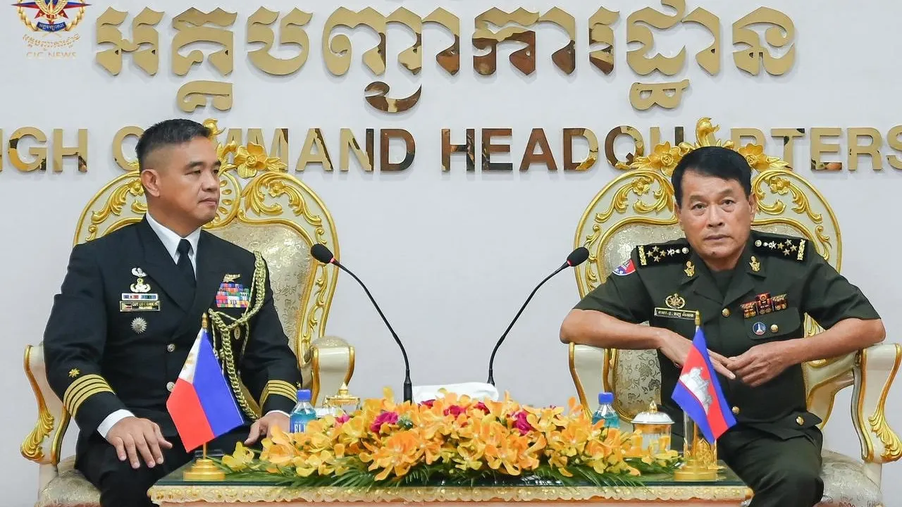 អគ្គមេបញ្ជាការ៖ កម្ពុជានៅតែមានក្តីបារម្ភទៅលើភាពតានតឹងដែលនៅតែបន្តកើតមាន ដោយភាគីថៃទន្ទ្រានកាន់កាប់ចូលជ្រៅក្នុងទឹកដីកម្ពុជា ហើយងាយនឹងផ្ទុះអាវុធសាជាថ្មី