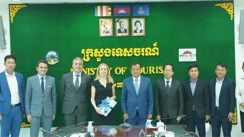 ក្រសួងទេសចរណ៍បន្តសហការជាមួយសាលាប៉ូលឌុយប៊្រូល ដើម្បីបង្កើនការបណ្ដុះបណ្ដាលជំនាញវិជ្ជាជីវៈទេសចរណ៍ដល់យុវជន ឆ្លើយនឹងតម្រូវការកម្លាំងពលកម្មនៅខេត្តសៀមរាប