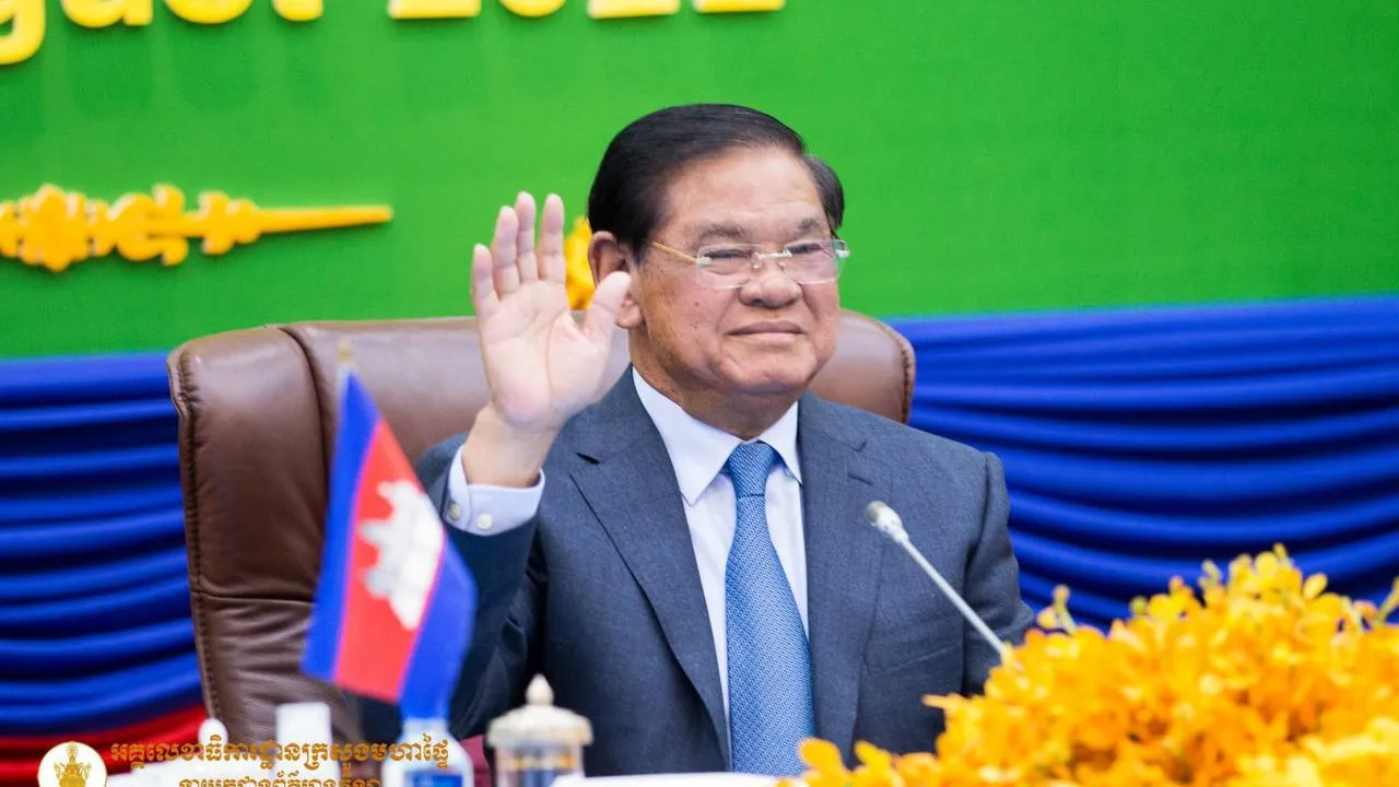 សម្តេច ក្រឡាហោម ៖ សម្តេច តេ ជោ ហ៊ុន សែន បានលើកឡើង នូវ គំនិត ផ្តួចផ្តើម ...