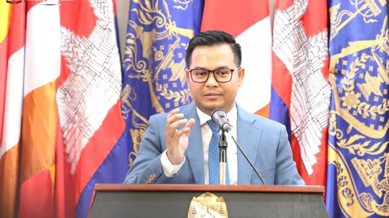 អ្នកនាំពាក្យក្រសួងយុត្តិធម៌៖ការអំពាវនាវរបស់គណបក្សភ្លើងទៀន គឺអត់យល់អំពីនីតិវិធីច្បាប់ទាល់តែសោះ!