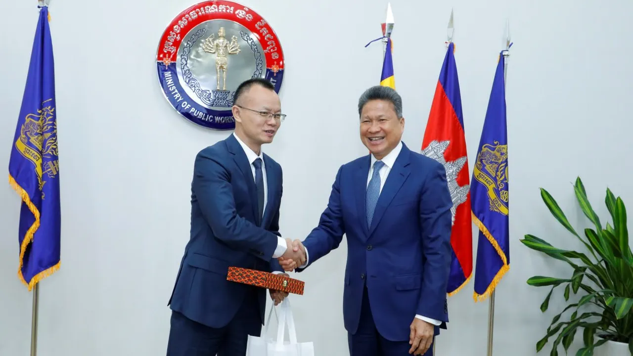 <strong>កម្ពុជា-ចិន គ្រោងបង្កើតក្រុមការងារបច្ចេកទេស ដើម្បីពន្លឿនគម្រោងផ្លូវដែកល្បឿនលឿនភ្នំពេញ-ប៉ោយប៉ែត</strong>