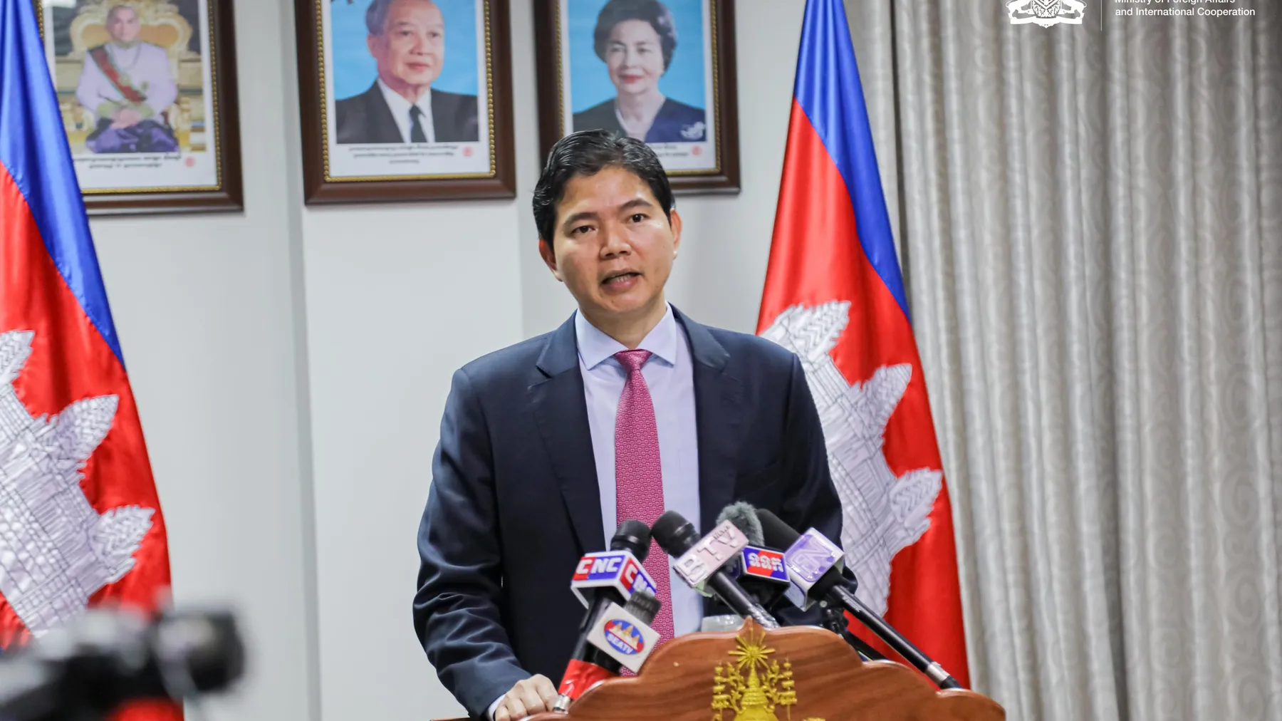 អ្នកនាំពាក្យក្រសួងការបរទេស៖ ការទាមទាររបស់ “ក្រុមការងារទទួលបន្ទុកការឃុំខ្លួនតាមទំនើងចិត្ត” ពុំមានទម្ងន់អ្វីឡើយ រួមទាំងទម្ងន់ផ្លូវច្បាប់មកលើរដ្ឋអធិបតេយ្យមួយ