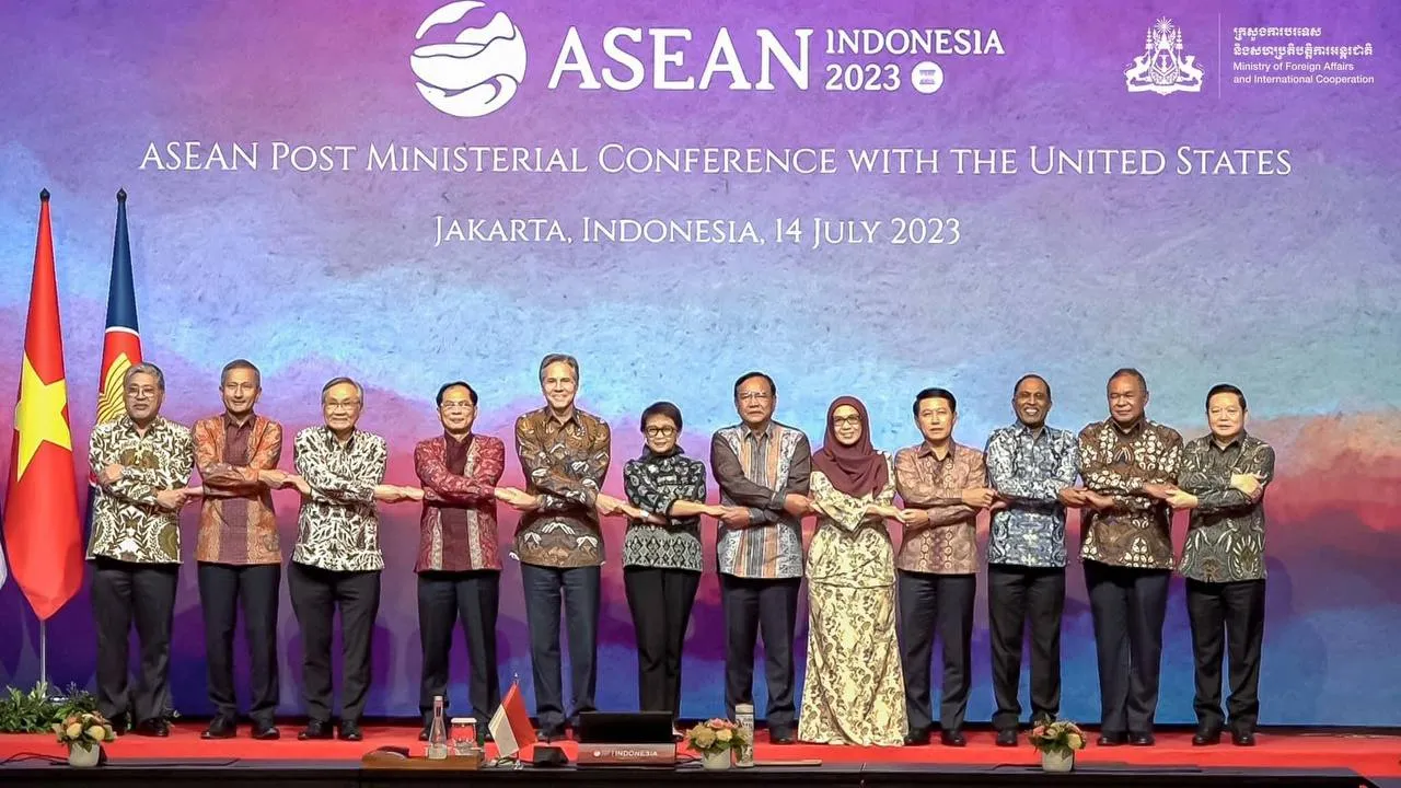 កម្ពុជាអាចគាំទ្រនូវគំនិតផ្តួចផ្តើមស្តីពីឥណ្ឌូ-ប៉ាស៊ីហ្វិកណាក៏ដោយ ដែលមិនមានគោលដៅប្រើប្រាស់ដើម្បីប្រឆាំងនឹងប្រទេសមួយផ្សេងទៀត