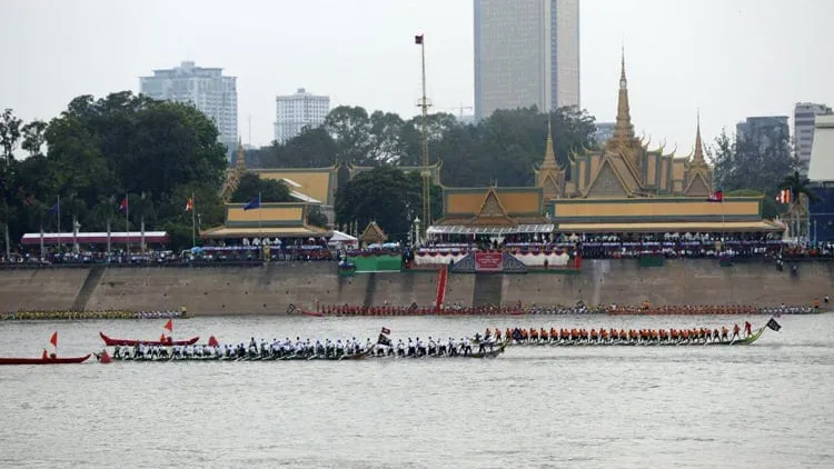 អាជ្ញាធរខេត្តមួយចំនួន កំពុង ត្រៀមរៀបចំកម្មវិធីកម្សាន្តនានាក្នុងពិធីប្រណាំងទូកនៅតាមខេត្តរបស់ខ្លួន