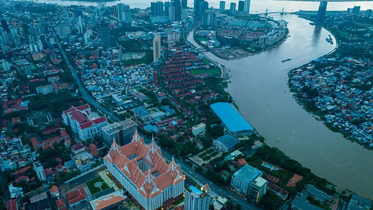 រាជធានីភ្នំពេញ 🌇