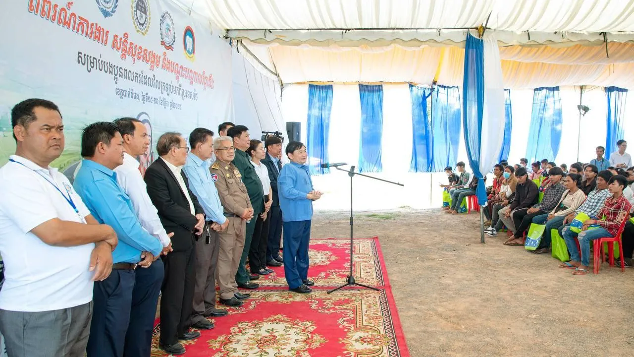 វិស័យឯកជនរីករាយដែលបានរួមចំណែកជាមួយក្រសួងការងារក្នុងការជួយស្វែងការងារជូនពលករ