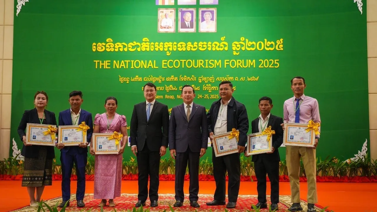 ឯកឧត្តម ឌិត ទីណា ៖ ទេសចរណ៍ក៏ជាផ្នែក​មួយ នៃ​ការ​ធ្វើពិពិធកម្មសម្រាប់រកចំណូលបន្ថែមជូន​ប្រជា​កសិករ