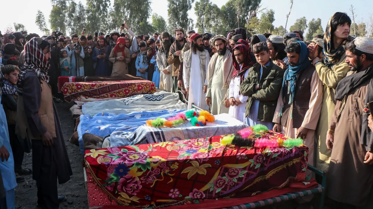 អាហ្វហ្គានីស្ថានគំរាមសងសឹកប៉ាគីស្ថានរឿងវាយលុកផ្លូវអាកាសសម្លាប់កុមារ ៩នាក់