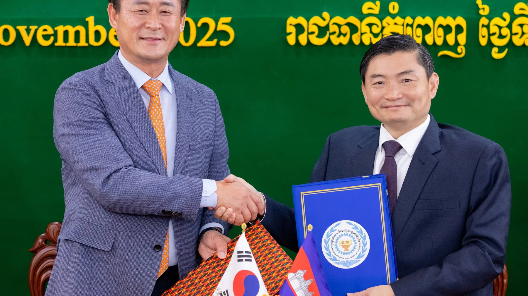 កម្ពុជា-កូរ៉េ បន្តការជ្រើសរើសពលកររដូវកាល ពីកម្ពុជា ទៅធ្វើការនៅប្រទេស កូរ៉េ