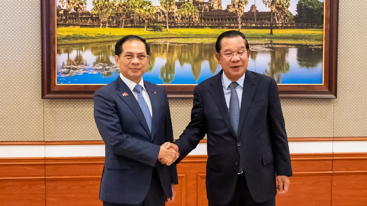 កម្ពុជា វៀតណាម ដាក់គោលដៅទំហំ​ពាណិជ្ជកម្ម​សម្រេ​ច​ឱ្យបាន ២០ពាន់លានដុល្លារ នៅពេលខាងមុខ