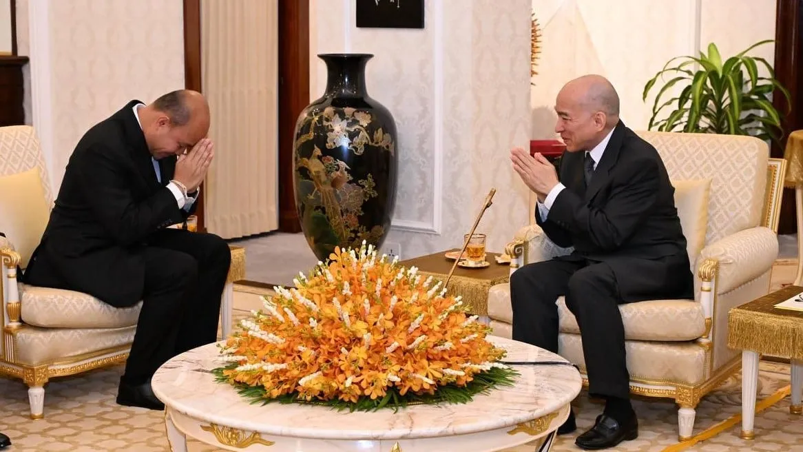 ឯកឧត្តម ហ៊ុន ម៉ានី សម្តែងនូវសេចក្តីសោមន្សរីករាយឥតឧបមា ក្នុងឱកាសដែល ព្រះករុណាព្រះបាទសម្តេចព្រះបរមនាថ នរោត្តម សីហមុនី ព្រះមហាក្សត្រនៃព្រះរាជាណាចក្រកម្ពុជា បានចូលជាសមាជិកសមាគត នៃបណ្ឌិតសភាវិទ្យាសាស្ត្រ