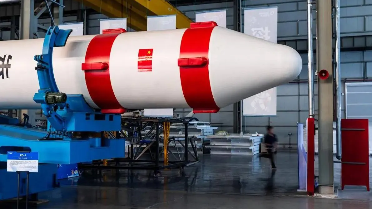ចិន បោះជំហានផលិតរ៉ុក្កែតប្រើឡើងវិញបាន ប្រជែង SpaceX
