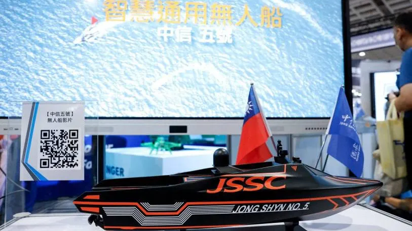 តៃវ៉ាន់គ្រោងចាយ ៤០ ពាន់លានដុល្លារ ផលិតនាវាចម្បាំងគ្មានមនុស្សបើកទប់ទល់ចិន