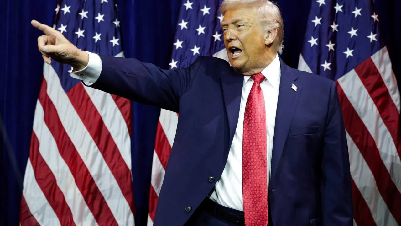 លោក ត្រាំ ស្នើបង្កើនកញ្ចប់ថវិកាយោធាដល់ ១.៥ ទ្រីលានដុល្លារនៅឆ្នាំ ២០២៧