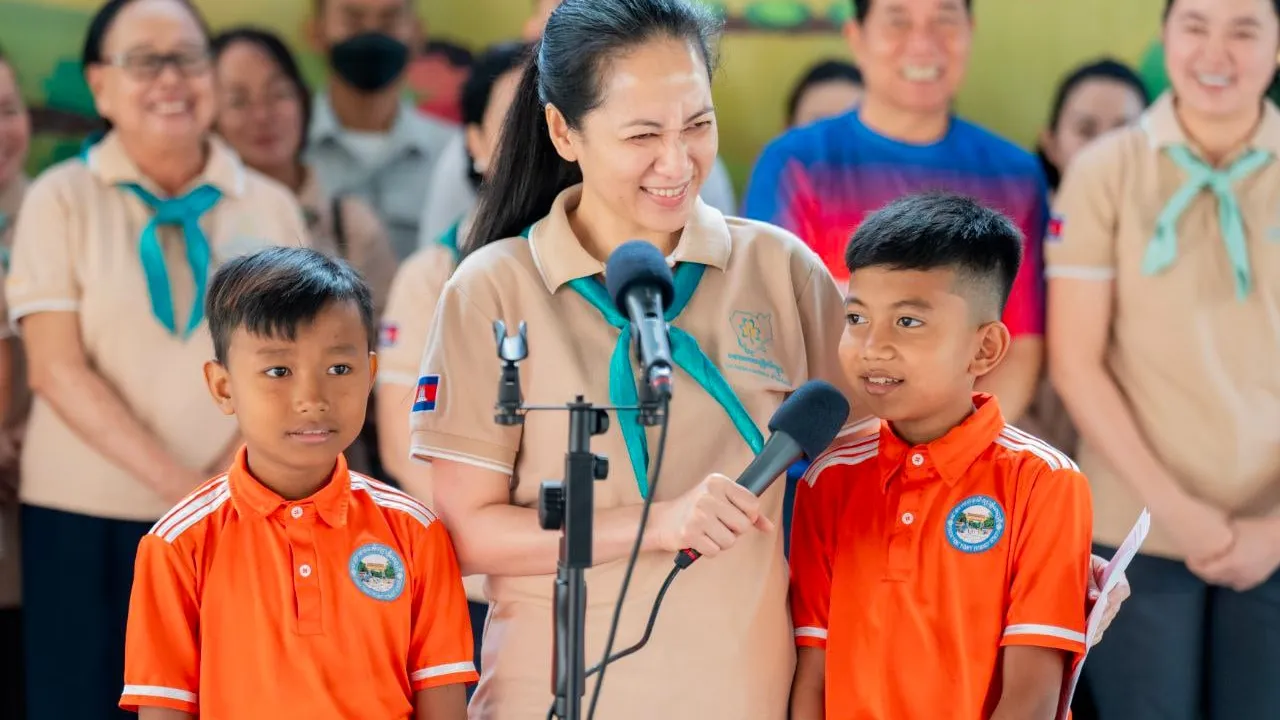 សាលាជាច្រើនក្នុងរាជធានីភ្នំពេញចាប់ផ្ដើមប្រមូលផលបន្លែផ្ដល់ជូនវីរកងទ័ព វីរនគរបាល និងជនភៀសសឹក