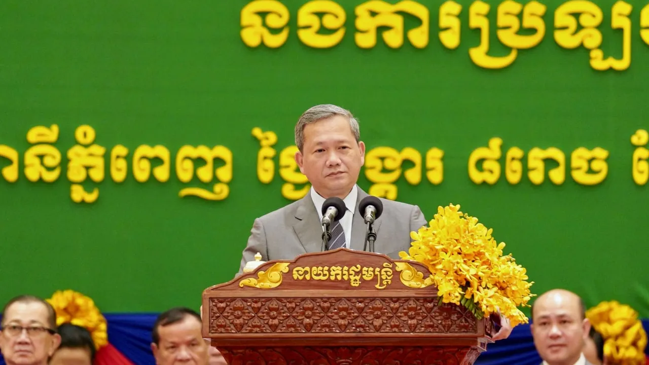 សម្ដេចធិបតី ហ៊ុន ម៉ាណែត ជំរុញការអនុវត្តគោលការណ៍ អ្នកចេះគឺជាប់ និងបង្កើនបរិមាណសិស្សជាប់និទ្ទេស A