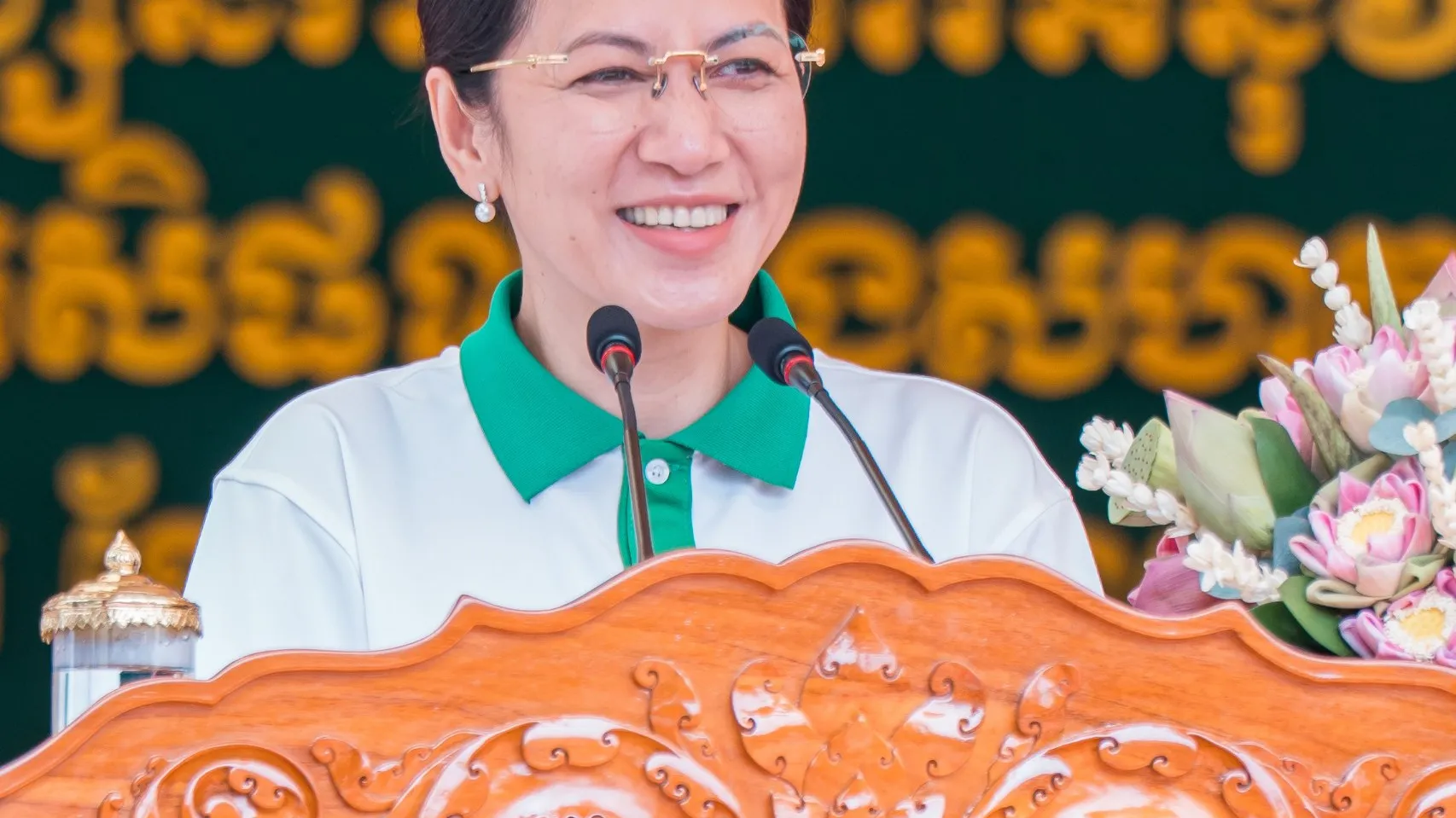 លោកជំទាវបណ្ឌិត ពេជ ចន្ទមុន្នី ធ្វើទស្សនកិច្ចកម្មវិធីផ្តល់អាហារតាមសាលារៀន