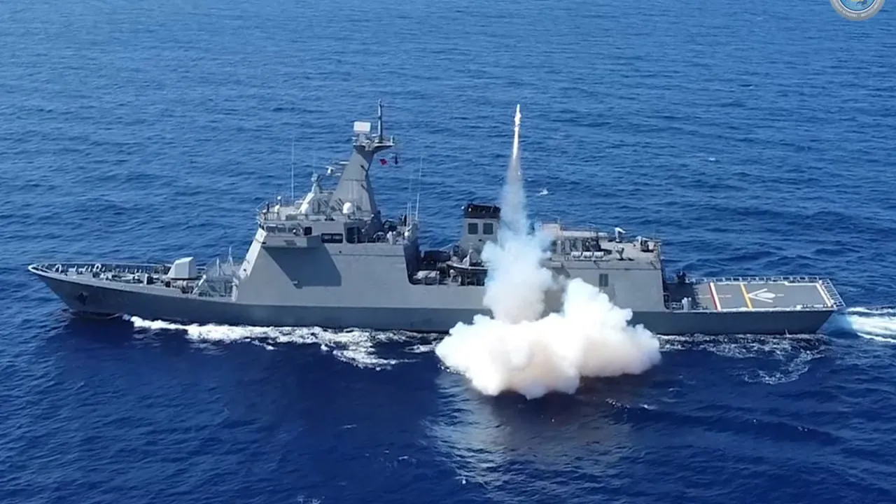 ហ្វីលីពីន ជប៉ុន និងអាមេរិក បញ្ចេញសាច់ដុំយោធារួមគ្នានៅសមុទ្រចិនខាងត្បូង