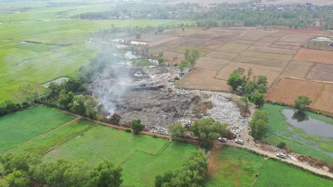 ក្រសួងបរិស្ថានបានចុះណែនាំនិងចាត់វិធានការបច្ចេកទេសនិងច្បាប់លើទីតាំងទីលានទុកដាក់សំរាម សំណល់រឹងទីប្រជុំជន ក្នុងក្រុងដូនកែវ ខេត្តតាកែវ