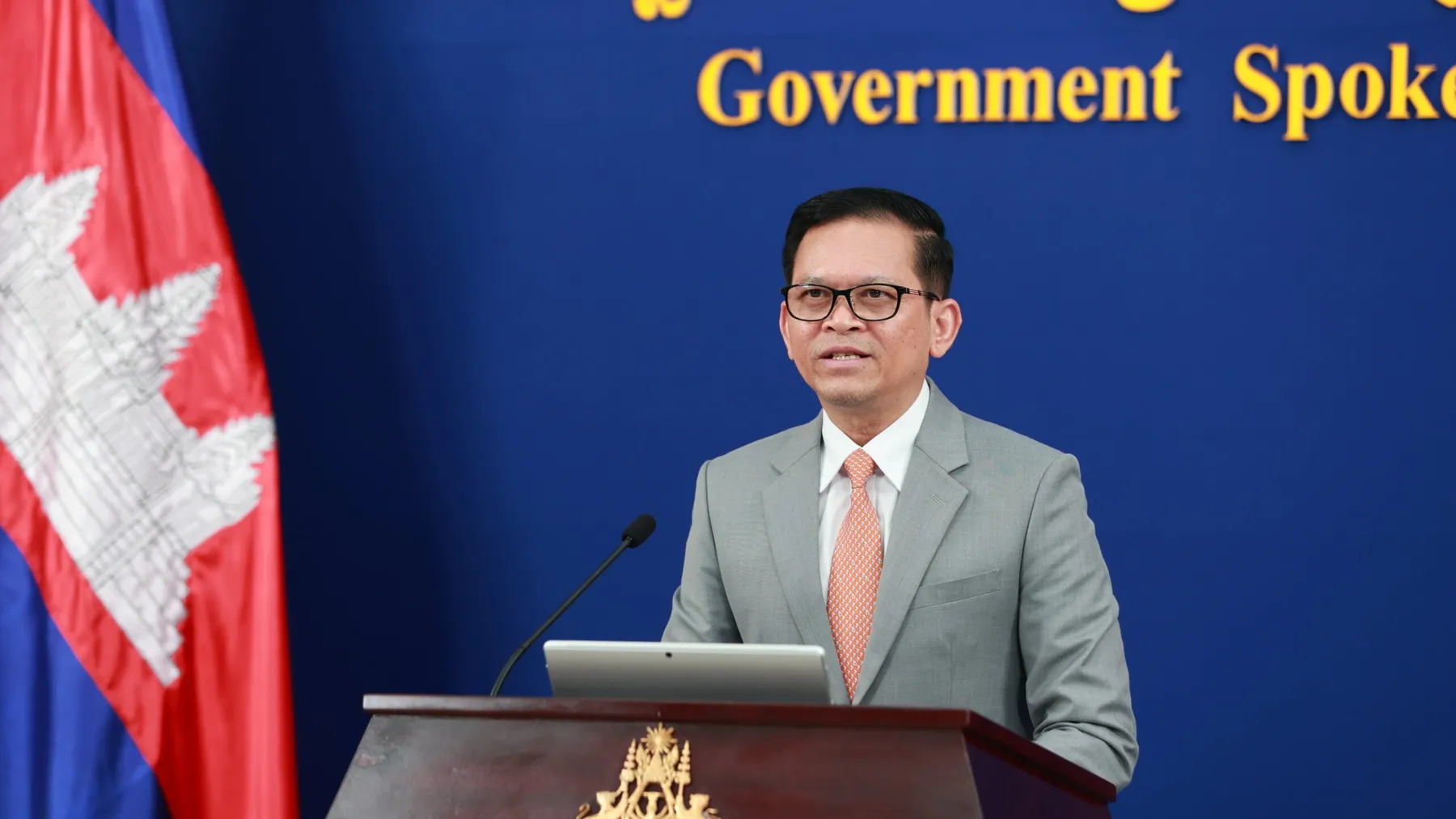 អ្នកនាំពាក្យរាជរដ្ឋាភិបាលបញ្ជាក់អំពីរបាយការណ៍ស្តីពីការខូចខាតប្រាសាទព្រះវិហារ ដោយសារការវាយប្រហារប្រដាប់អាវុធពីសំណាក់កងទ័ពថៃ