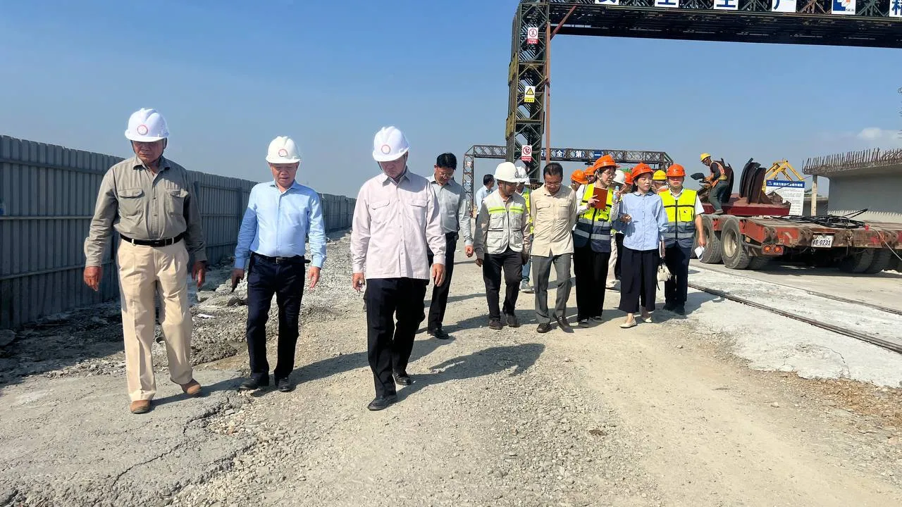 គម្រោងស្ថាបនាស្ពានឆ្លងទន្លេបាសាក់ ចាក់អង្រែក្រោម-ព្រែកប្រា សម្រេចបាន ៦២%