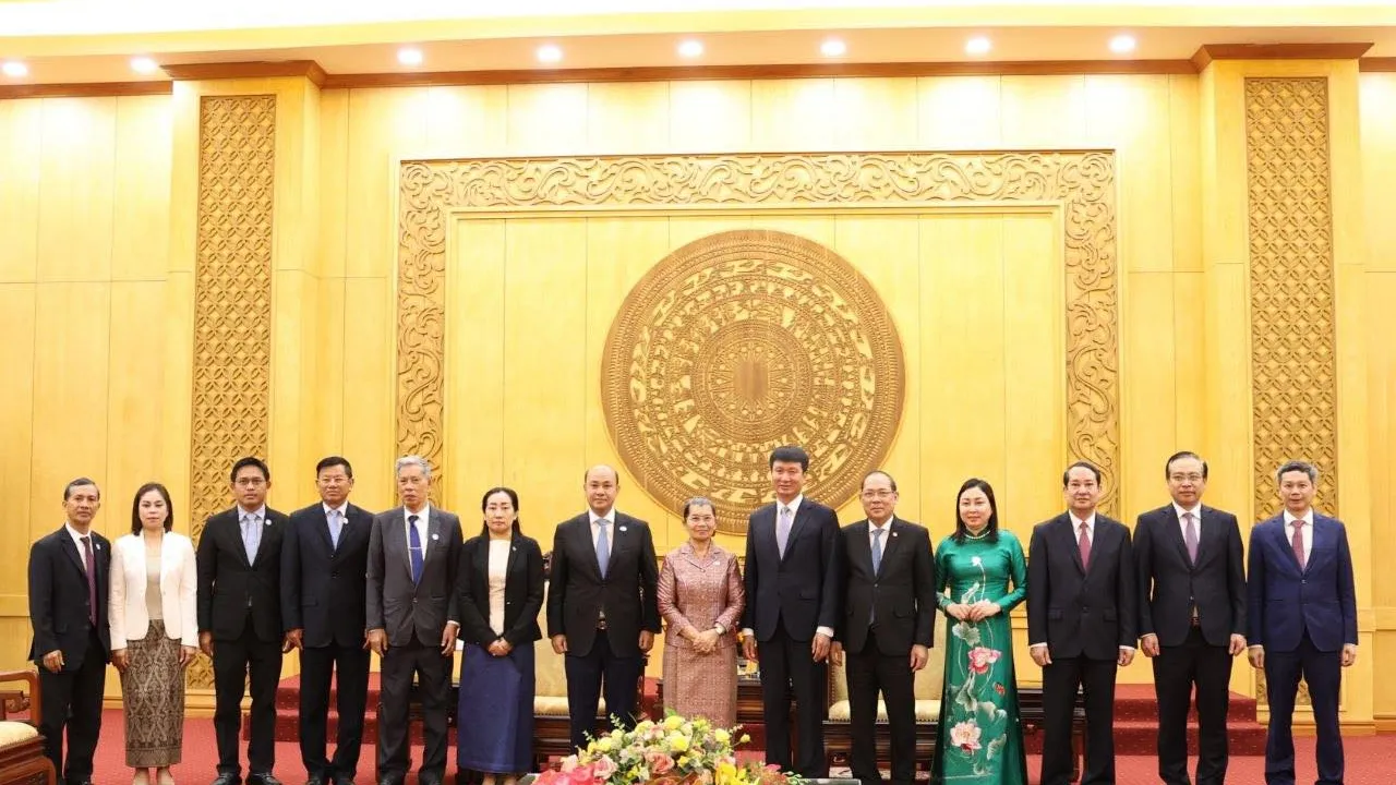 លទ្ធផលសំខាន់ៗ នៃដំណើរទស្សនកិច្ចរបស់សម្តេច ម៉ែន សំអន រយៈពេល៤ថ្ងៃនៅវៀតណាម