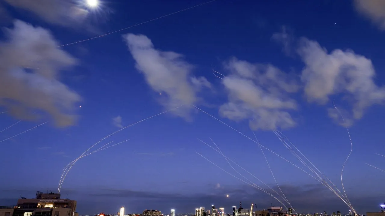 អ៊ីរ៉ង់ បាញ់ស្រោចមីស៊ីលលើមូលដ្ឋានយោធាអាមេរិកទូទាំងតំបន់មជ្ឈិមបូព៌ា