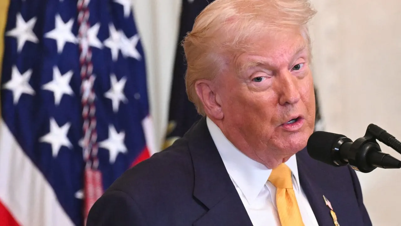 លោក Trump ផ្តល់ពិន្ទុ ១៥ លើ ១០ ចំពោះថ្វីដៃយោធា វាយអ៊ីរ៉ង់