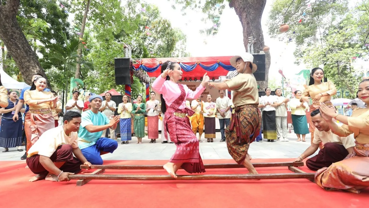 រដ្ឋបាលរាជធានីភ្នំពេញ រឹតបន្តឹងសន្តិសុខសណ្តាប់ធ្នាប់ និងបង្កើតកម្មវិធីកម្សាន្តសម្រាប់បុណ្យចូលឆ្នាំថ្មី