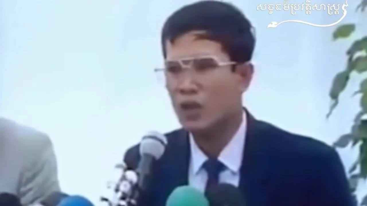 វីដេអូ៖ អតីតកាលដែលបង្ហាញថា “រដ្ឋាភិបាលកម្ពុជាស្រឡាញ់សន្តិភាព”