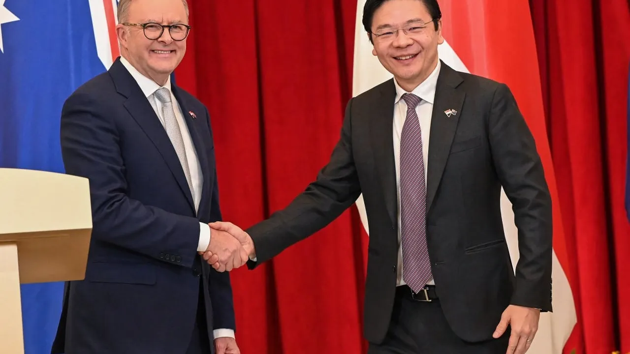 សិង្ហបុរី ចាប់ដៃ អូស្រ្តាលី រក្សាស្ថិរភាពពាណិជ្ជកម្មប្រេង និងឧស្ម័នធម្មជាតិរាវ