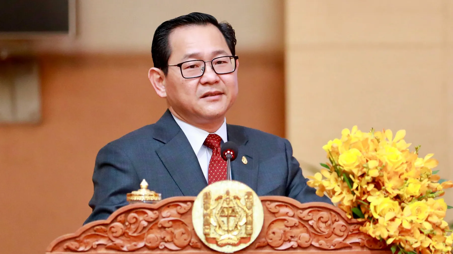 រដ្ឋមន្រ្តីក្រសួងយុត្តិធម៌រំលឹកចៅក្រម ព្រះរាជអាជ្ញាឲ្យពន្លឿនការដោះស្រាយសំណុំរឿង