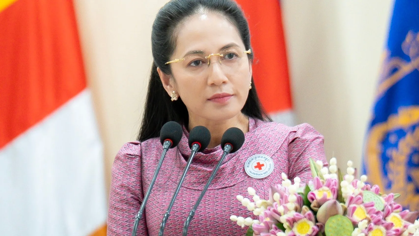 លោកជំទាវ ពេជ ចន្ទមុន្នី ៖រយៈពេល ៧១ឆ្នាំ កាកបាទក្រហមកម្ពុជាបានខិតខំយ៉ាងខ្លាំង បំពេញតួនាទីក្នុងវិស័យមនុស្សធម៌