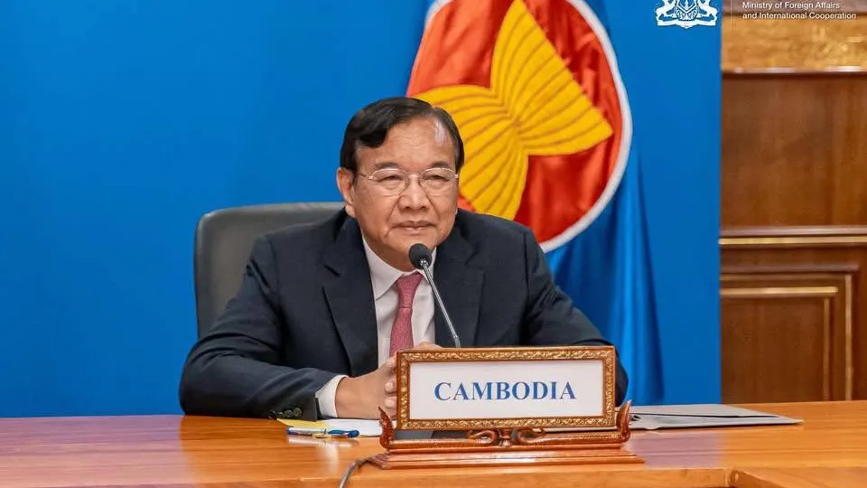 រដ្ឋមន្ត្រីកាបរទេសបញ្ជាក់ជាថ្មីអំពីការត្រៀមខ្លួនរបស់កម្ពុជា ក្នុងការធ្វើការជិតស្និទ្ធជាមួយប្រទេសសមាជិកអាស៊ានផ្សេងទៀត ដើម្បីពង្រឹងភាពធន់រួមគ្នា