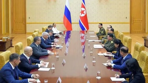 កូរ៉េខាងជើង-រុស្ស៊ី ជំរុញការផ្លាស់ប្តូរទស្សនកិច្ចគណៈប្រតិភូ