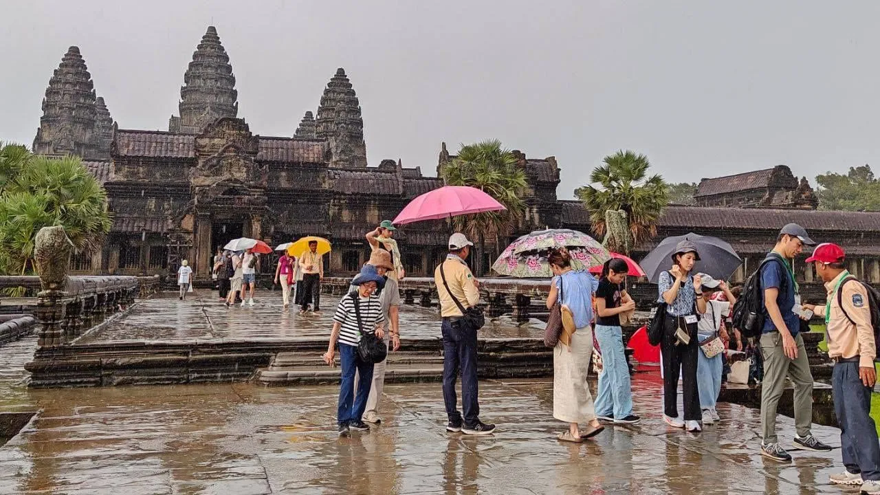អាជ្ញាធរអប្សរាអំពាវនាវឱ្យភ្ញៀវទេសចរបង្កើនការប្រុងប្រយ័ត្ននារដូវវស្សា