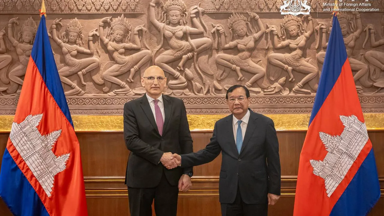 កម្ពុជា-អាស៊ែបៃហ្សង់ ឯកភាពជំរុញឱ្យមានការផ្លាស់ប្តូរទស្សនកិច្ចកម្រិតខ្ពស់