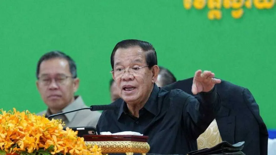 សម្តេចតេជោ ហ៊ុន សែន ណែរនាំឱ្យចាត់វិធានការផ្លូវច្បាប់ចំពោះមន្ត្រីដែលកាងជនខិលខូចនាំទុរេនចូលពីថៃ