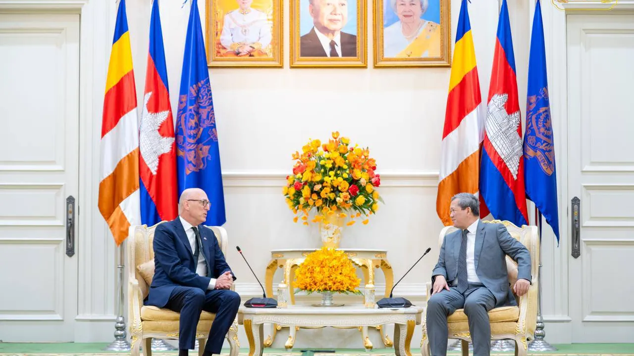 កម្ពុជា-ហូឡង់ ជំរុញកិច្ចសហប្រតិបត្តិការលើវិស័យសេដ្ឋកិច្ច និងពាណិជ្ជកម្ម ឱ្យកាន់តែរីកចម្រើន