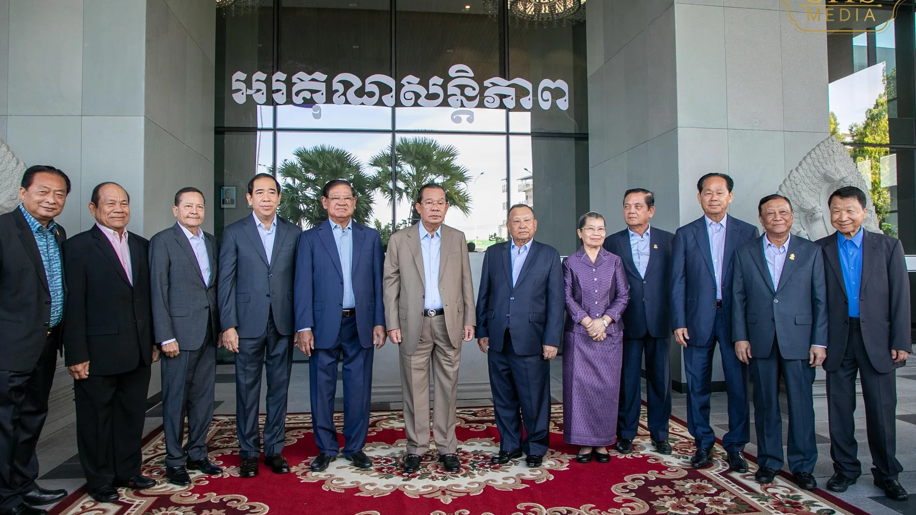 សម្តេច ហ៊ុន សែន អញ្ជើញធ្វើទស្សនកិច្ច និងពិនិត្យមើលអគារទីស្នាក់ការកណ្តាល នៃអគ្គនាយកដ្ឋានពន្ធដារ