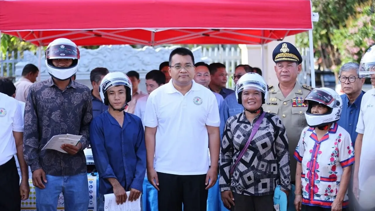 ក្រសួងសារធារណការគ្រោងបំពាក់ប្រព័ន្ធតាមដានរថយន្តដឹកអ្នកដំណើរ និងរថយន្តដឹកទំនិញ