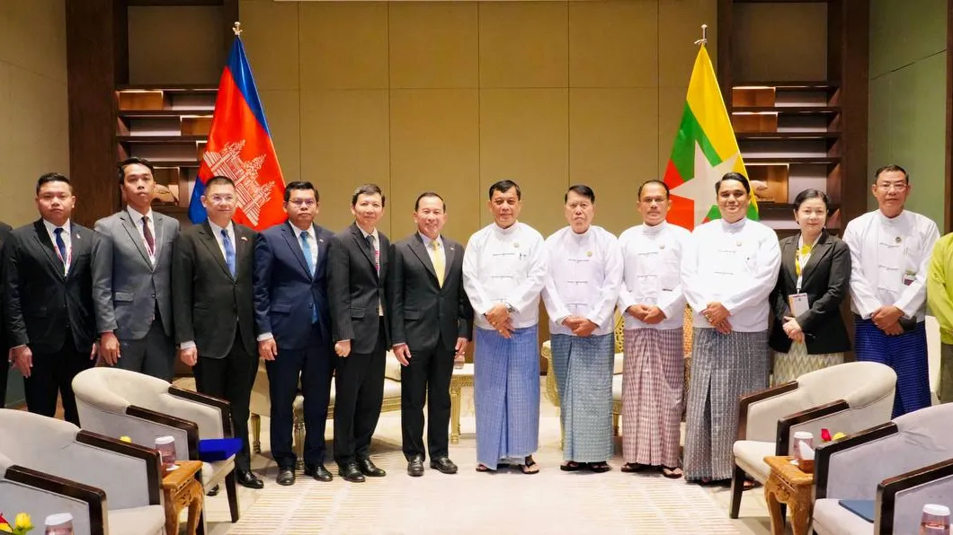 ទីក្រុងសៀមរាប និងទីក្រុងយ៉ាងហ្គូនដែលជាទីក្រុងបេតិកភណ្ឌ និងទេសចរណ៍ដ៏ចំណាស់ និងល្បីល្បាញនៅអាស៊ាននឹងភ្ជាប់គ្នាជាទីក្រុងបងប្អូនគ្នា