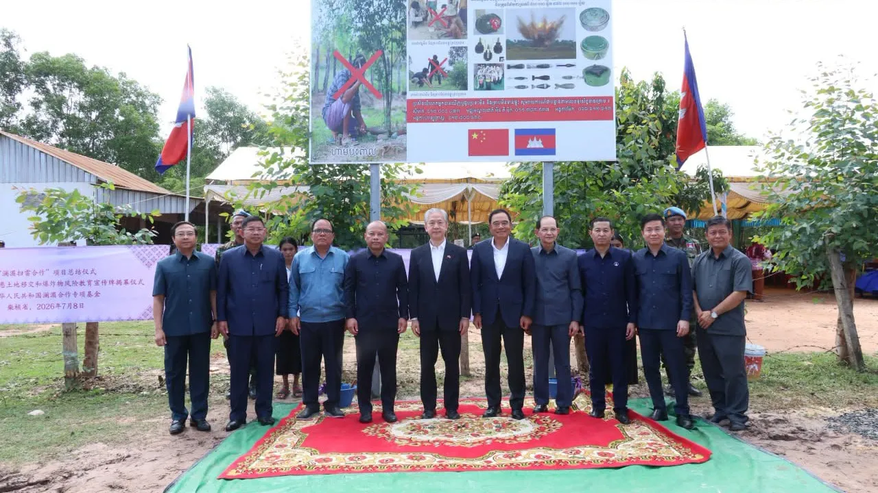 ចិន ប្រកាសបន្តគាំទ្រការបោសសម្អាតមីន ដើម្បីជួយកម្ពុជាសម្រេចបានគោលដៅគ្មានមីនឱ្យបានឆាប់