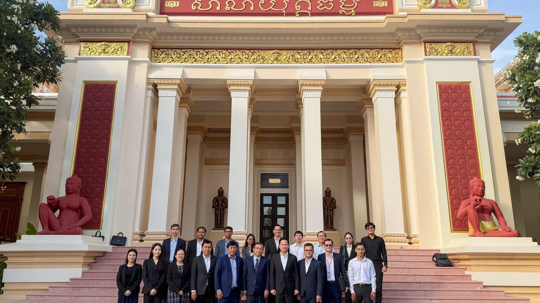 ឯកឧត្តមរដ្ឋលេខាធិការ គង់ ផល្លៈ បានដឹកនាំគណៈប្រតិភូ ក.ប.ទ. ចូលរួមក្នុងកិច្ចប្រជុំបច្ចេកទេស ដើម្បីពិនិត្យពិភាក្សាលើសេចក្តីព្រាងច្បាប់ស្តីពីសន្តិសុខសាយប័រ