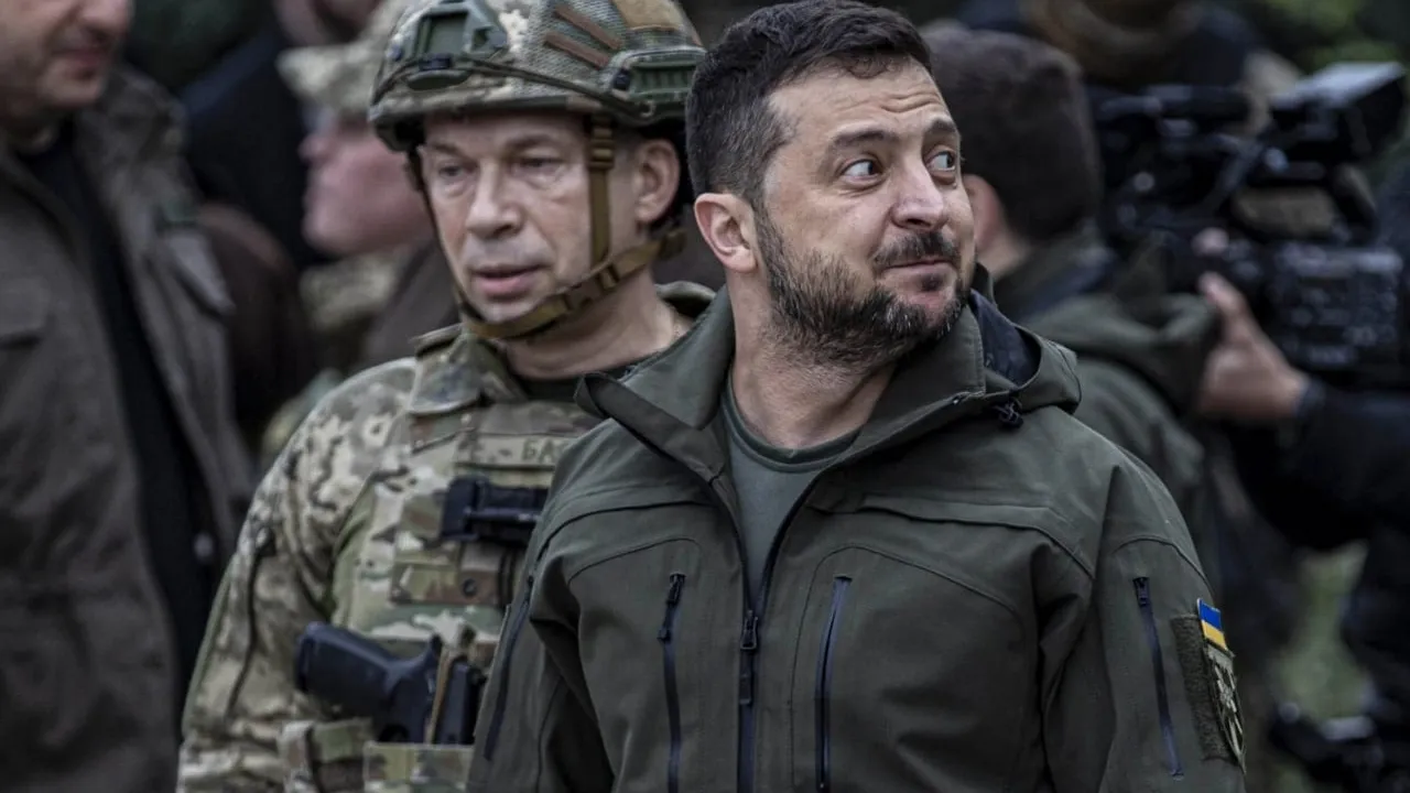 លោក Zelensky បណ្តេញមេទ័ពអ៊ុយក្រែនចេញពីតំណែង ចំពេលជួបវិបត្តិផ្ទៃក្នុង